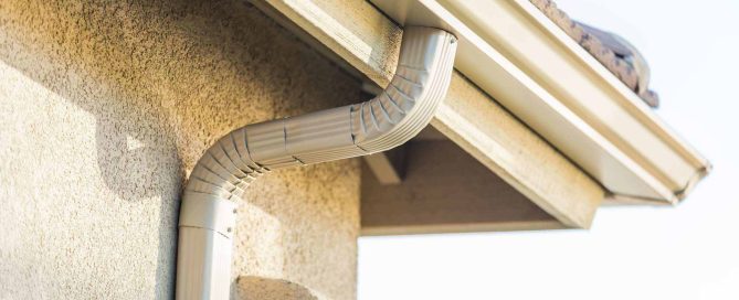 What Kind of Damages Can Clogged Gutters Cause?