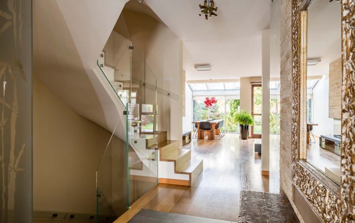 5 Best Windows to Brighten Your Hallways